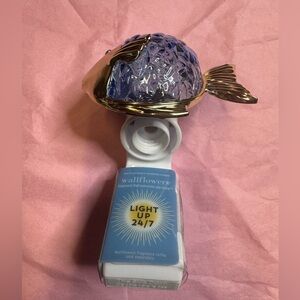 Bath & Body Works Wallflower Plug in Fish Nightlight